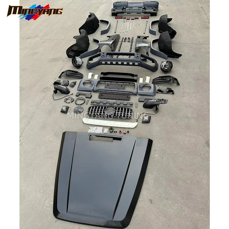 Kit carrosserie prestige pour Mercedes Classe G W463 – Transformation style G63