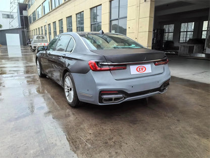 Kit carrosserie haut de gamme pour BMW Série 7 F01/F02 (2009–2015) – Conversion design G12 LCI (2016–2022)