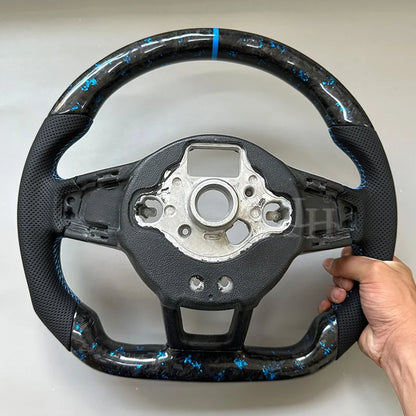 Volant Volkswagen en carbone forgé bleu véritable – Finition performance premium (Golf 7 & 7.5)