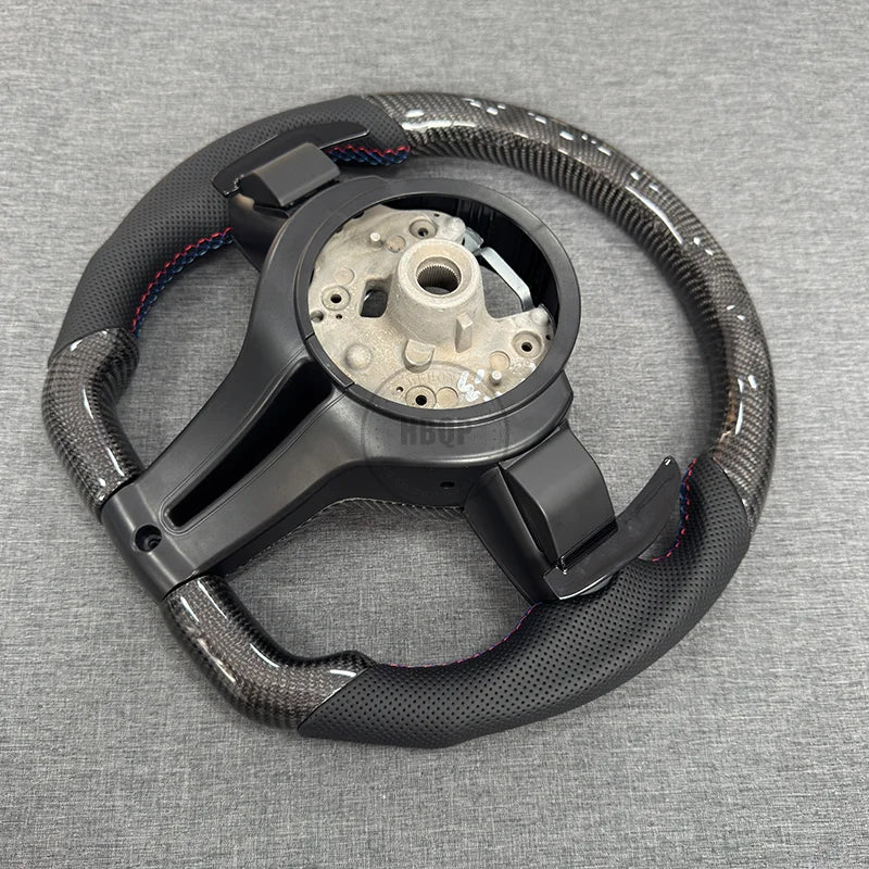 Volant BMW en fibre de carbone – Finition premium pour plateformes F & E